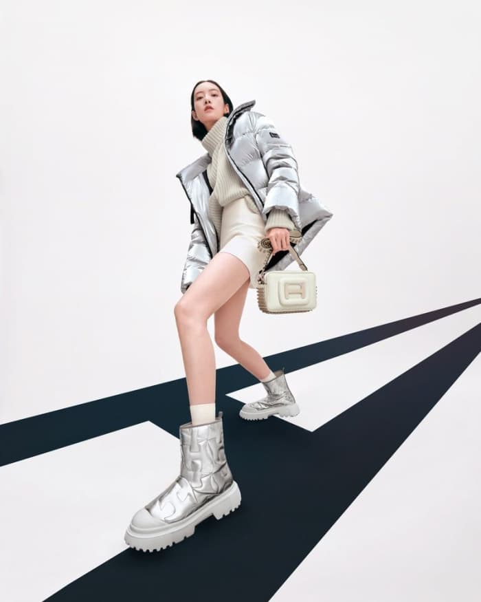 hogan-f-w-2022-campaign-for-great-china-market-3.jpg
