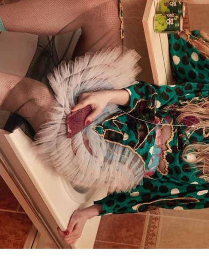 hot-couture-for-collectible-dry-2.jpg
