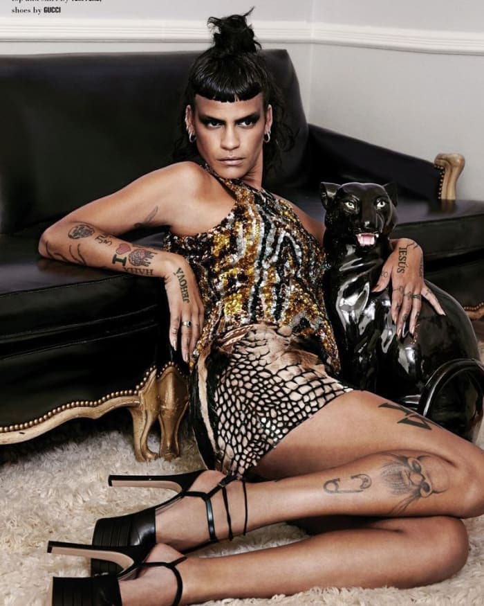 i-love-you-in-your-fuck-me-pumps-and-your-nimble-dress-that-trails-3.jpg