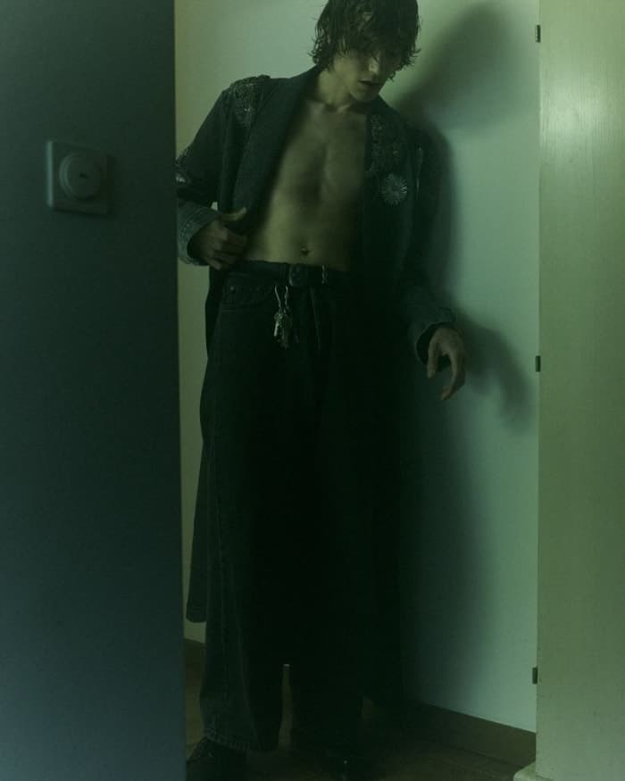 in-the-shadow-2.jpg