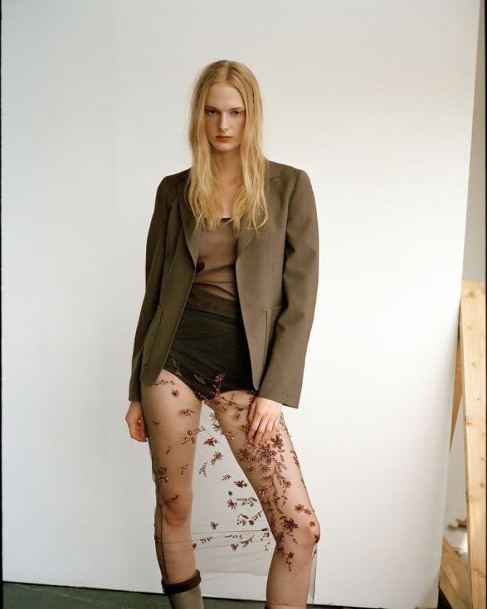 instyle-mexico-june-2025-by-agnes-wonke-toth-4.jpg