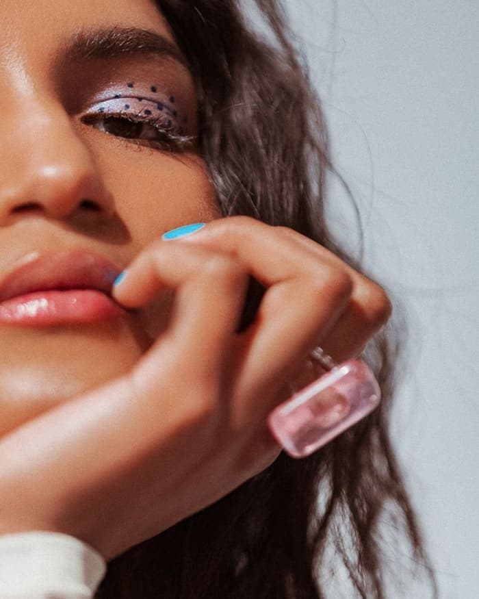 into-the-gloss-summer-beauty-editorial-3.jpg