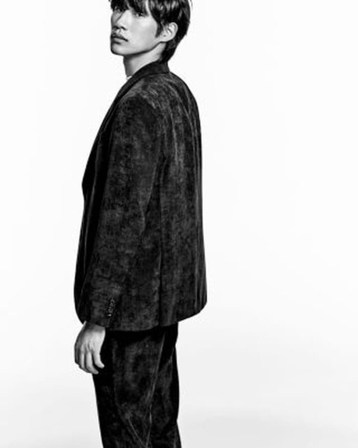 karl-lagerfeld-f-w-2024-campaign-5.jpg