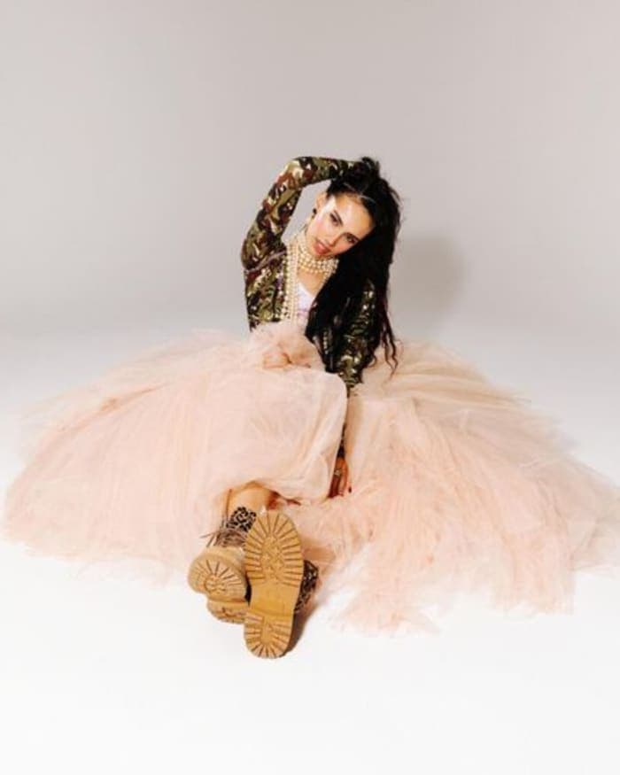 kylie-cantrall-knows-good-music-3.jpg