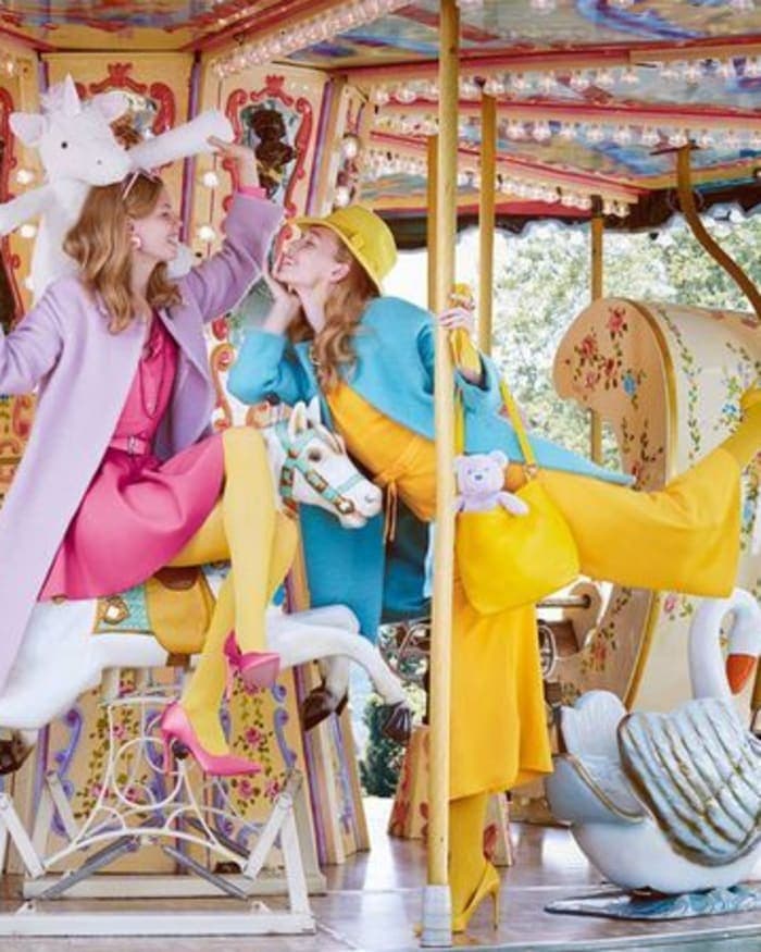 land-of-fashion-fall-2018-autumn-carousel-2.jpg