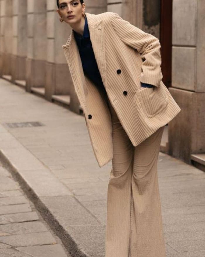 lardini-f-w-2021-campaign-2.jpg