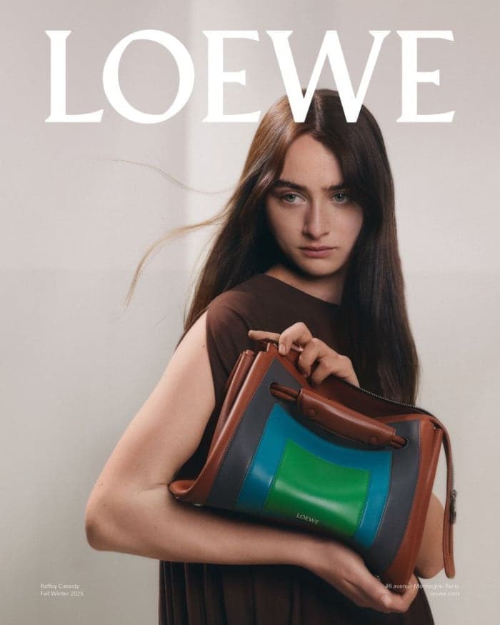 loewe-fall-winter-2025-campaign-5.jpg