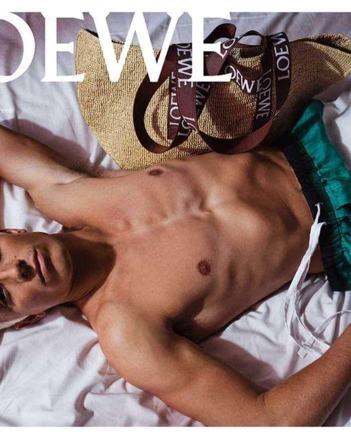 loewe-paulas-ibiza-2023-by-gray-sorrenti-1.jpg