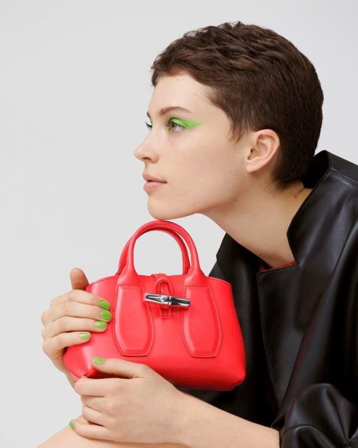 longchamp-fw20-follow-the-green-campaign-2.jpg
