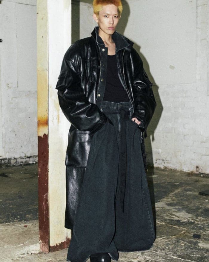 luu-an-a-w-25-you-do-not-belong-here-look-book-3.jpg