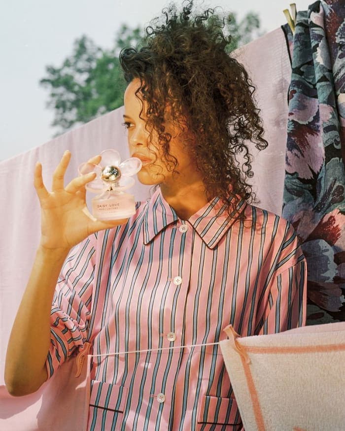 marc-jacobs-fragrance-campaign-eau-so-sweet-2.jpg