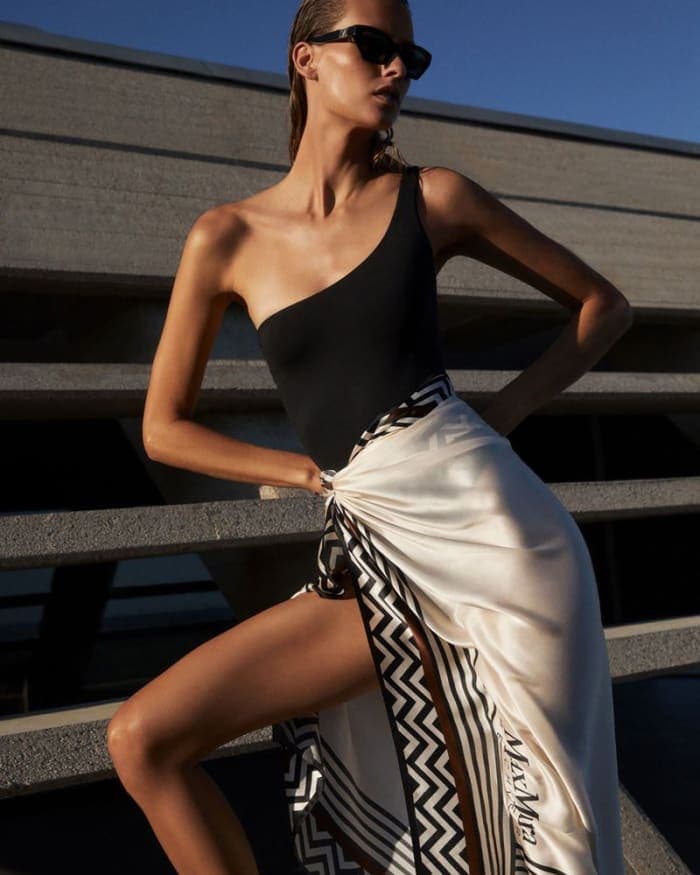 max-mara-beachwear-summer-2023-2.jpg