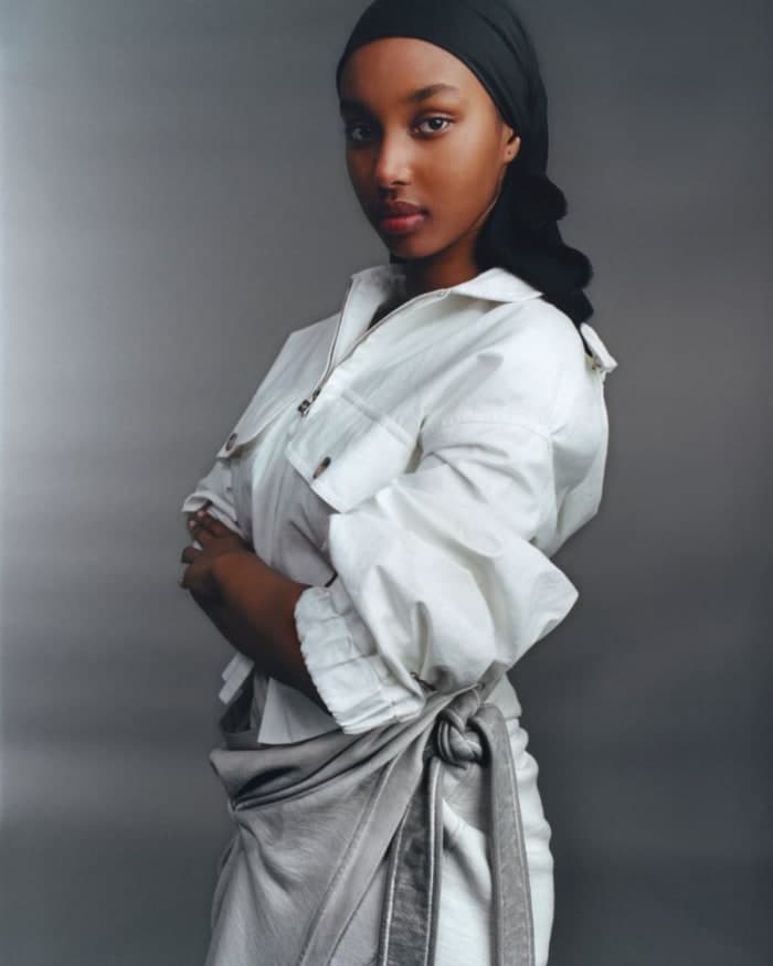 miss-vogue-april-2022-2.jpg