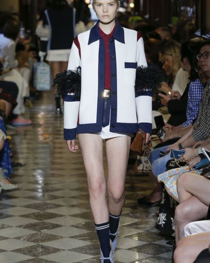 miu-miu-resort-2019-show-2.jpg