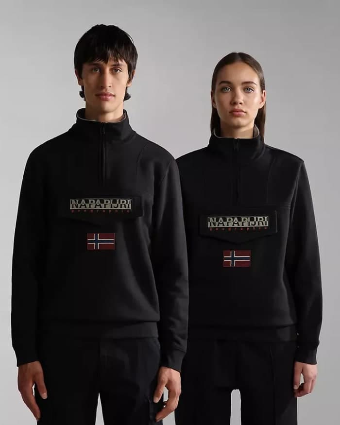 napapijri-lookbook-f-w-22-by-salvatore-bocchetti-3.jpg