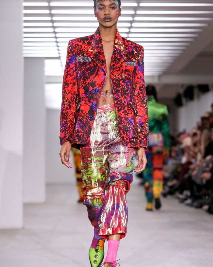 on-off-presents-f-w-20-show-2.jpg
