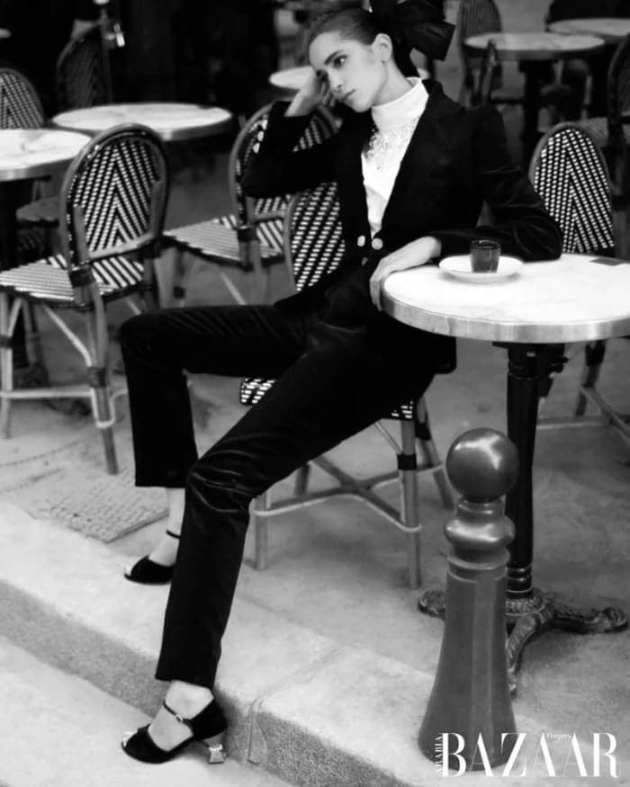 one-day-in-paris-bringing-chanel-haute-couture-back-to-its-roots-3.jpg