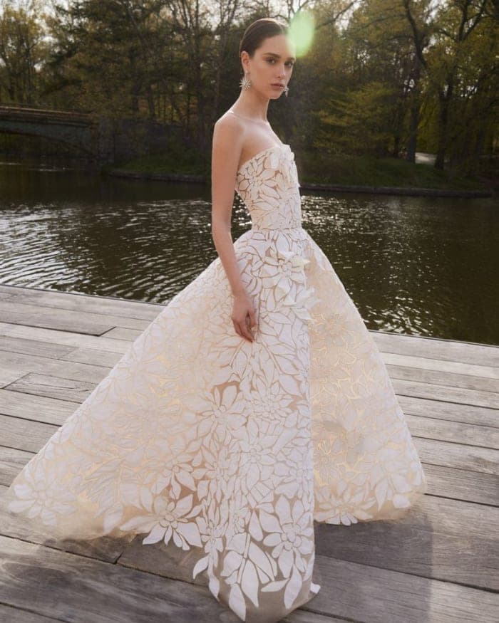 oscar-de-la-renta-spring-2025-bridal-lookbook-5.jpg