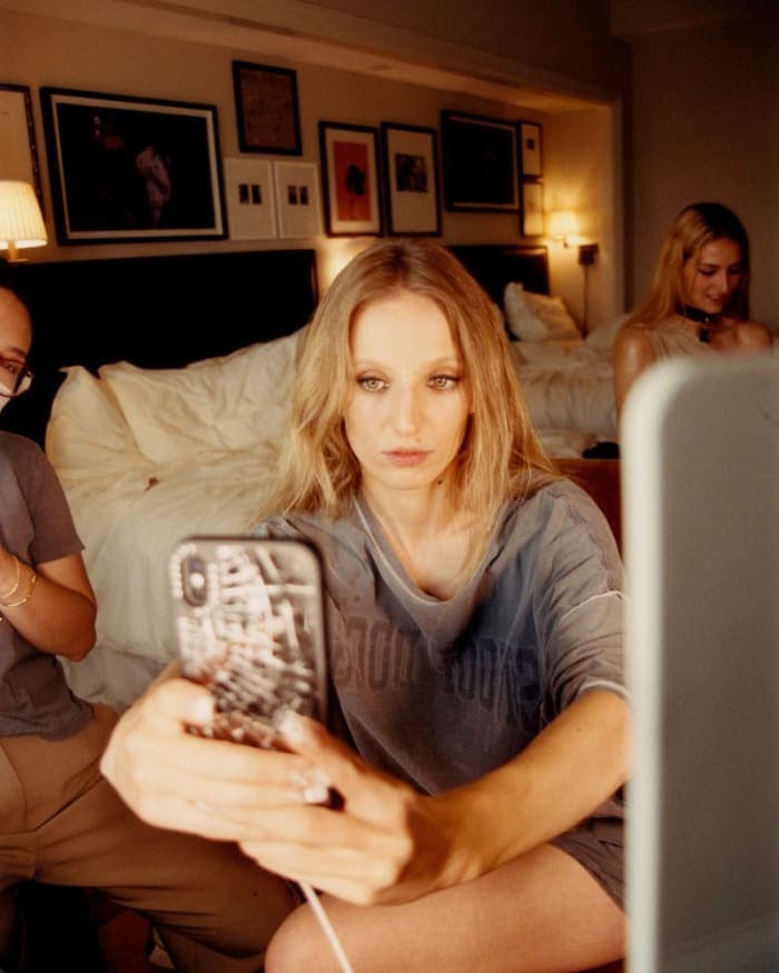 photographer-sophia-wilson-takes-us-behind-the-scenes-at-the-grammys-5.jpg