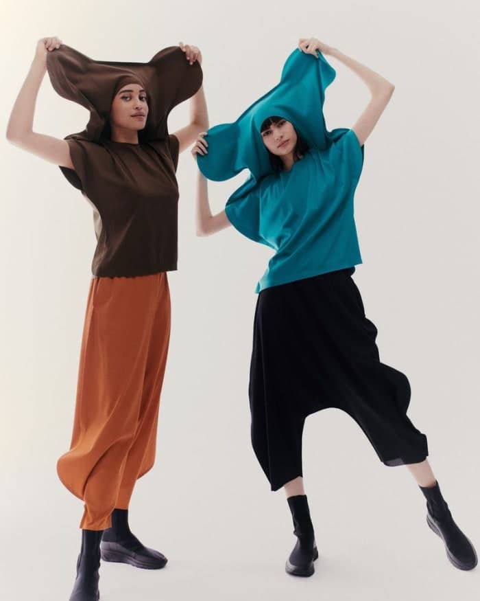 pleats-please-f-w-23-24-2.jpg