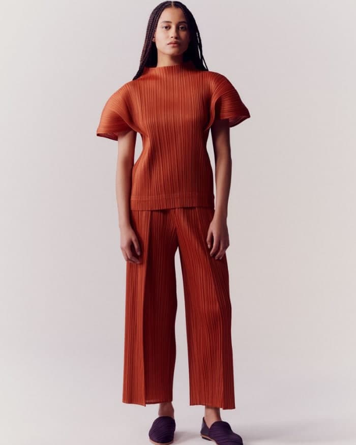 pleats-please-f-w-23-24-5.jpg