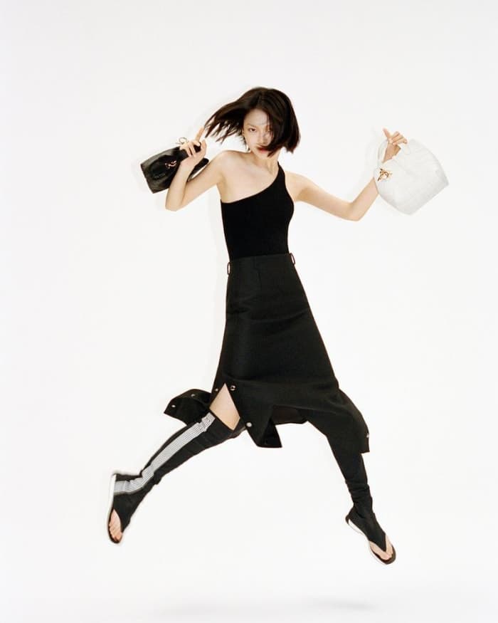 reinventing-the-beauty-of-female-strength-5.jpg