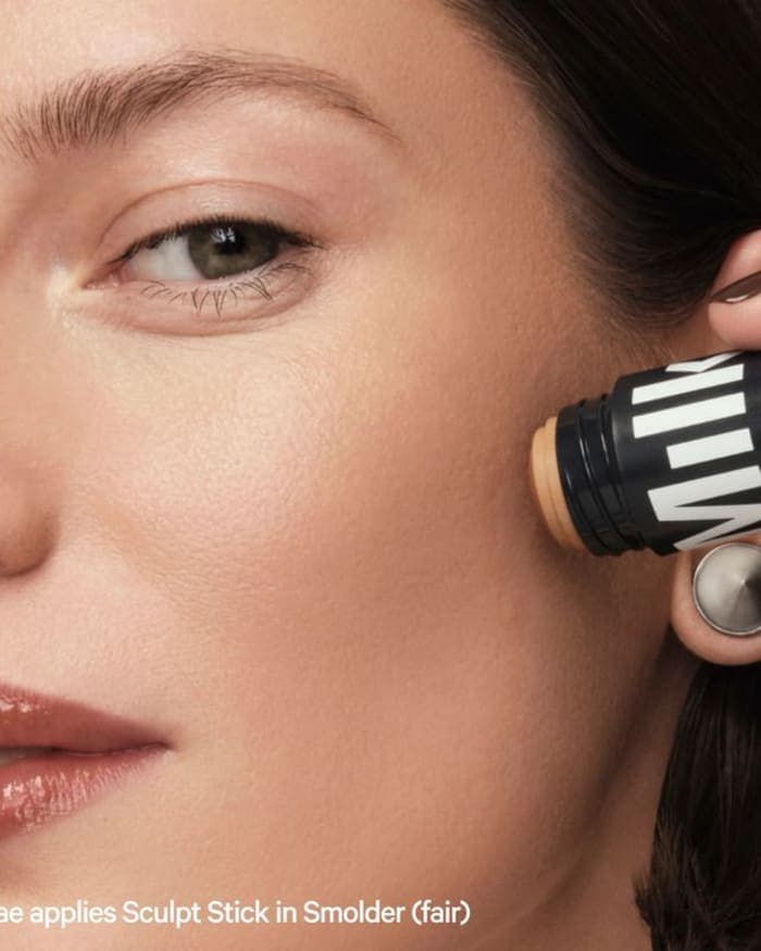sculpt-stick-contour-stick-2.jpg