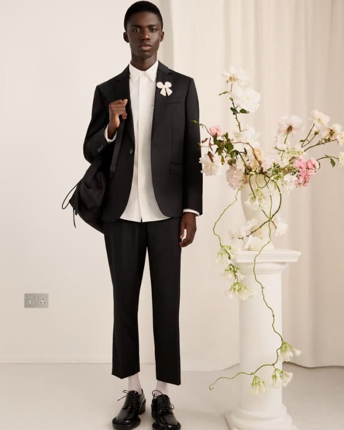 simone-rocha-x-h-m-2021-lookbook-3.jpg
