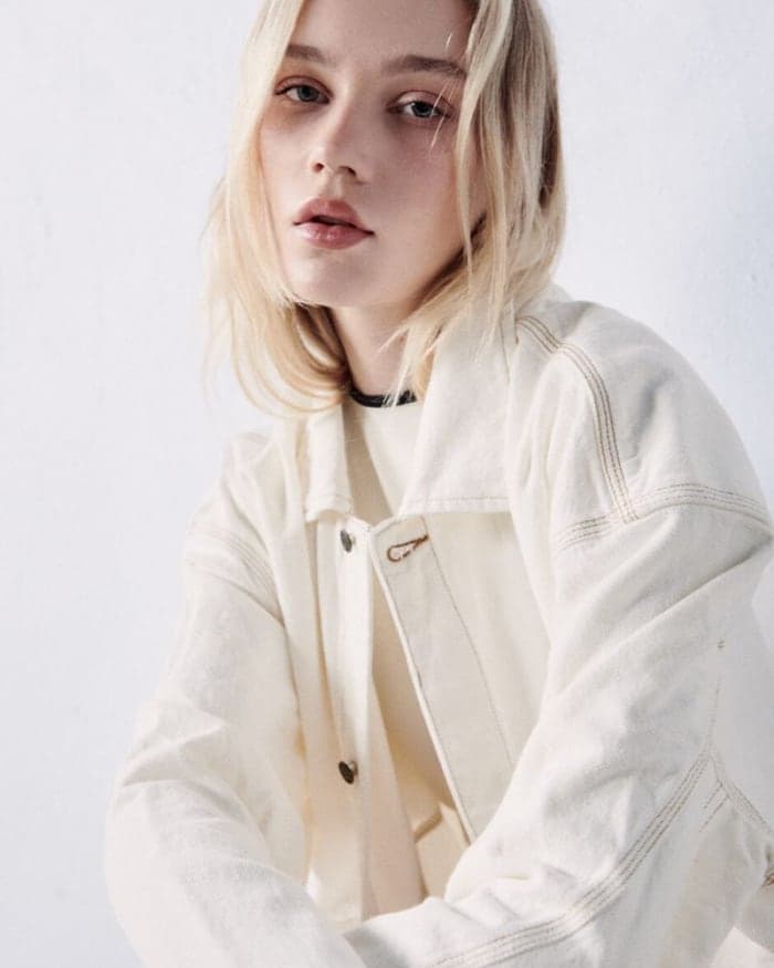 simple-white-4.jpg