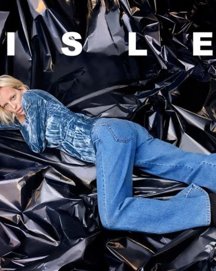 sisley-f-w-18-campaign-4.jpg