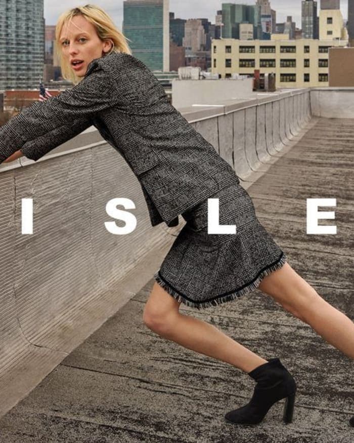 sisley-f-w-18-campaign-5.jpg