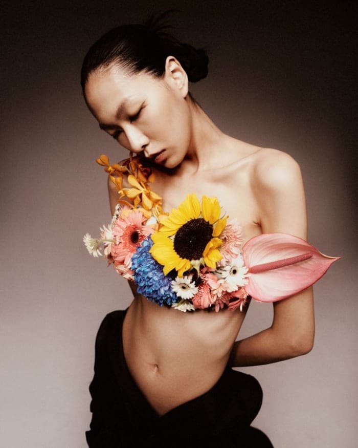 skin-and-flower-by-zhou-chuan-2.jpg
