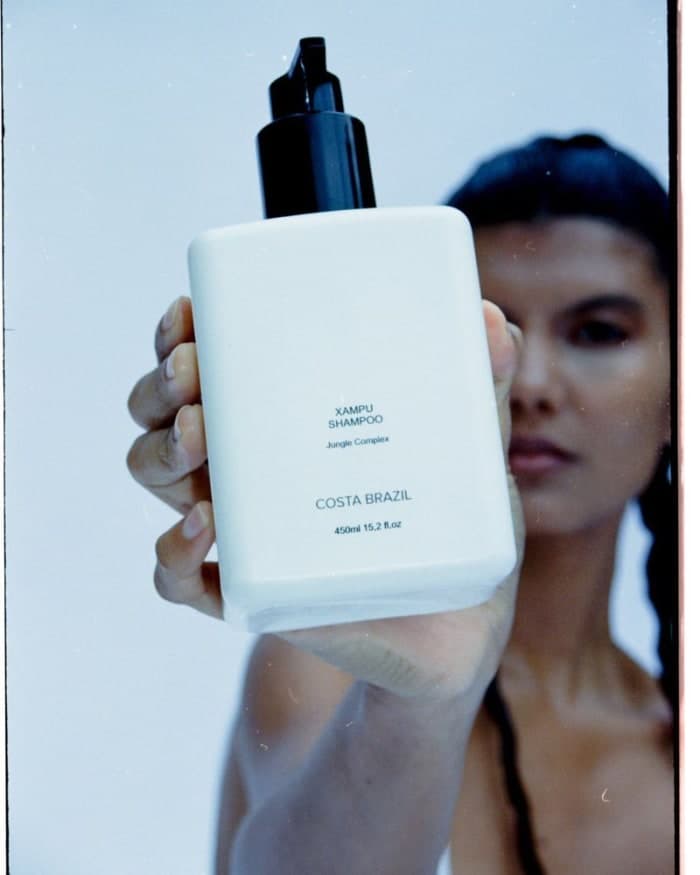 smells-like-summer-campaign-2023-5.jpg