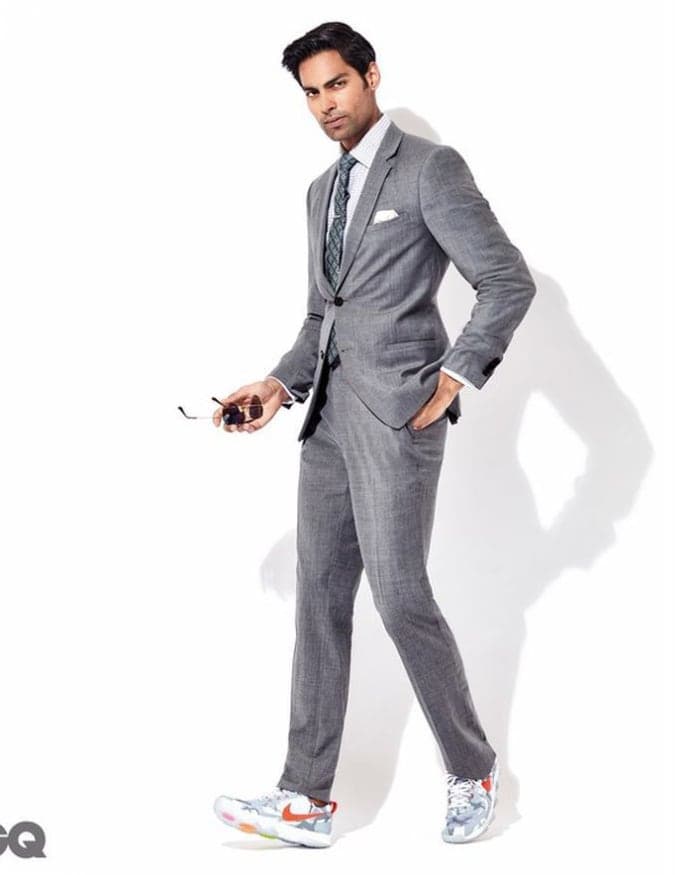 sneak-up-on-your-suit-2.jpg