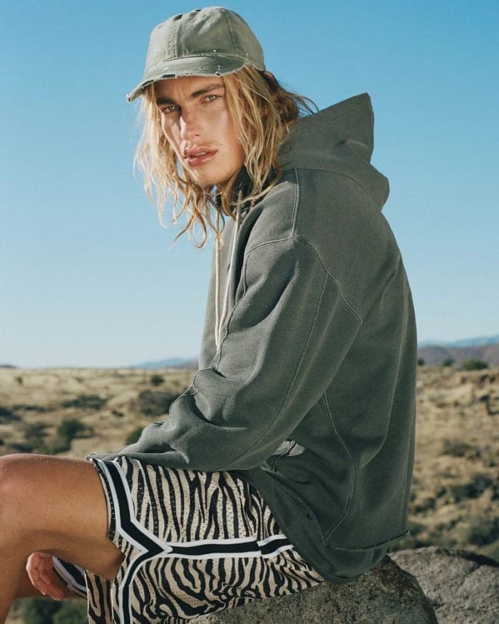 ss21-lookbook-where-concrete-meets-the-earth-5.jpg