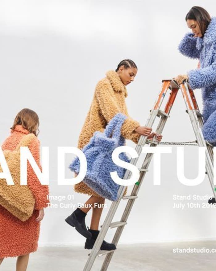 stand-autumn-winter-2019-2.jpg
