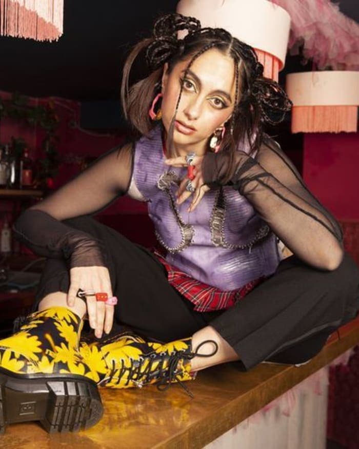 storming-the-stage-for-polyesterzine-2.jpg