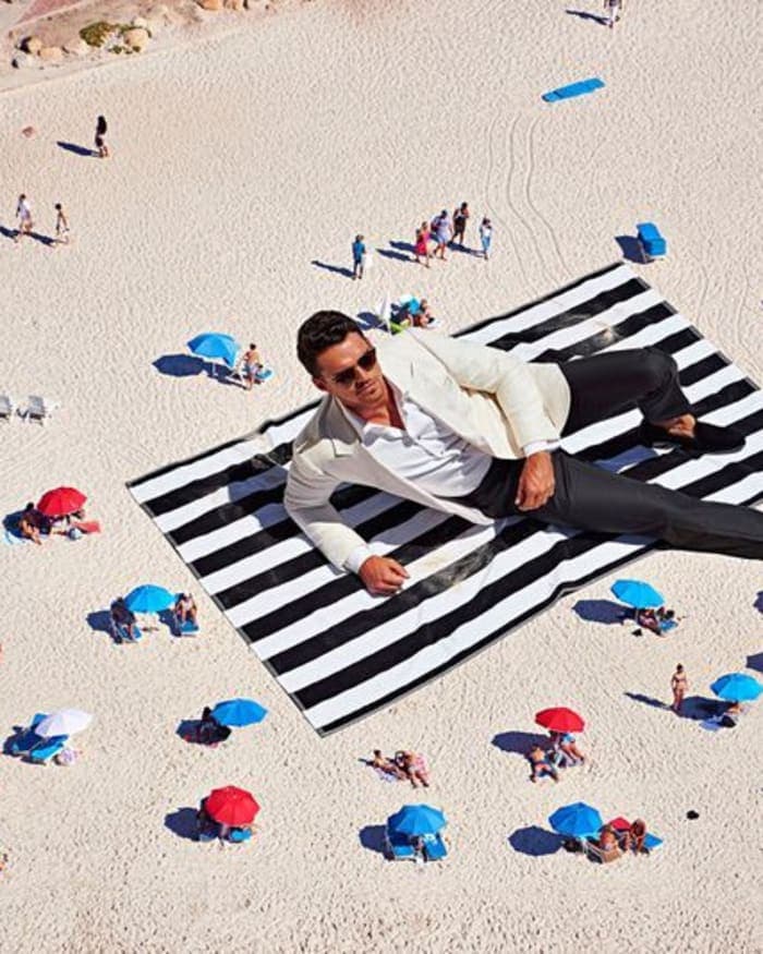 suitsupply-s-s-2017-campaign-2.jpg