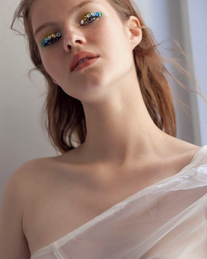 summer-colored-makeup-2.jpg
