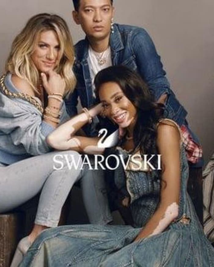 swarovski-crystaldust-crew-campaign-4.jpg