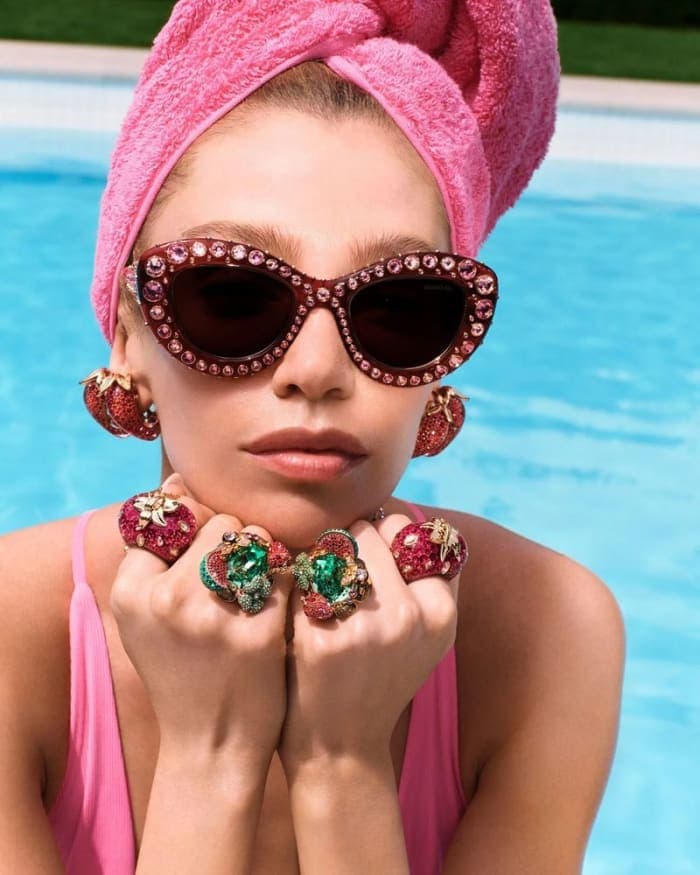 swarovski-summertime-staring-stella-maxwell-2.jpg
