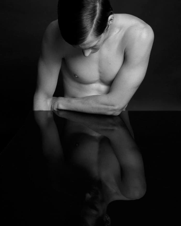 sweet-twenties-for-desire-homme-magazine-4.jpg