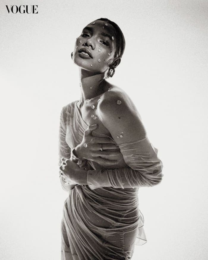 tell-the-tales-of-pamahiin-surrealist-beauty-looks-by-sylvina-lopez-photography-by-colin-dancel-2.jpg