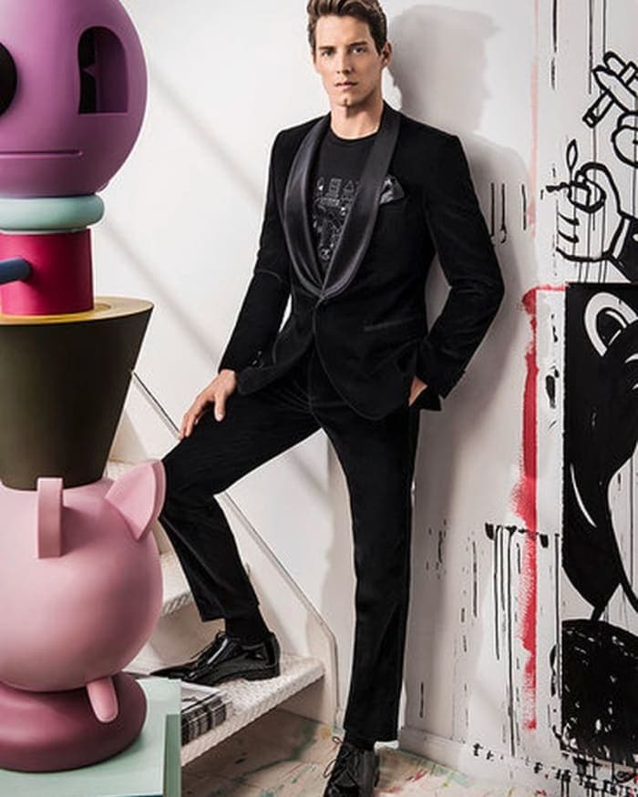 the-art-of-style-into-the-studio-with-the-boss-x-jeremyville-photography-by-roger-erickson-4.jpg