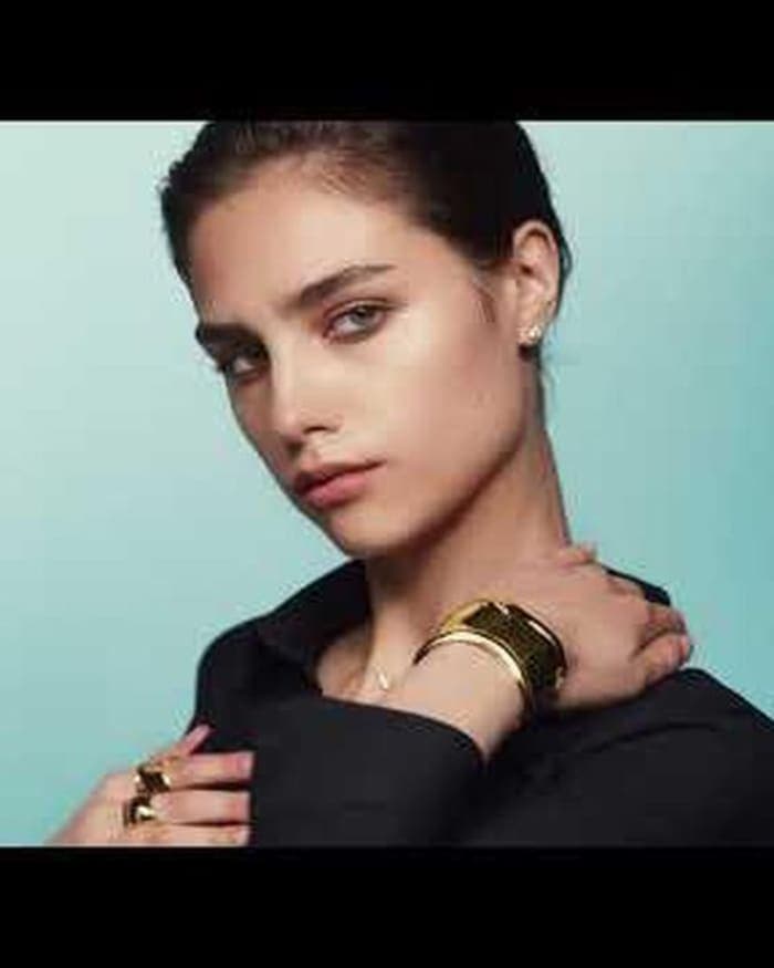 the-bone-cuff-by-elsa-peretti-3.jpg