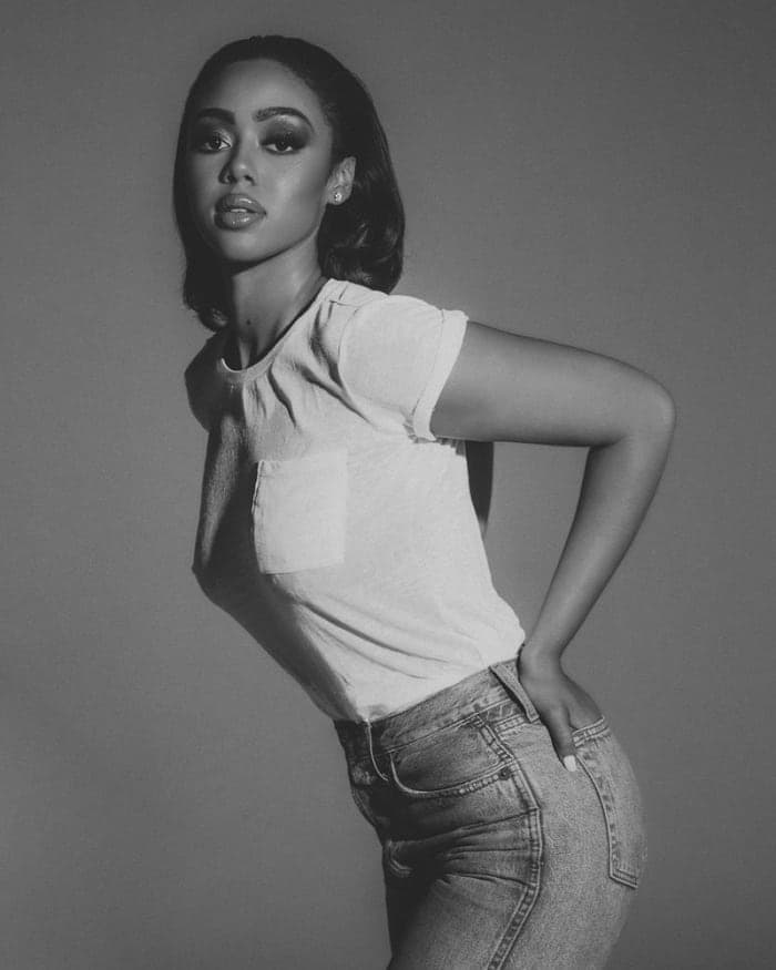 the-future-face-of-fashion-bella-harris-2.jpg
