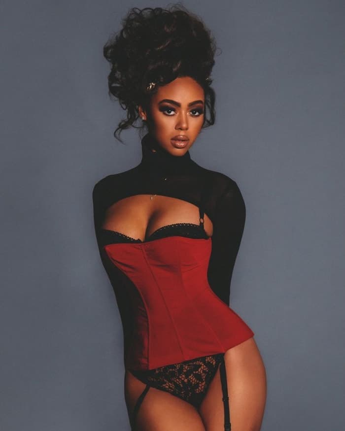 the-future-face-of-fashion-bella-harris-4.jpg
