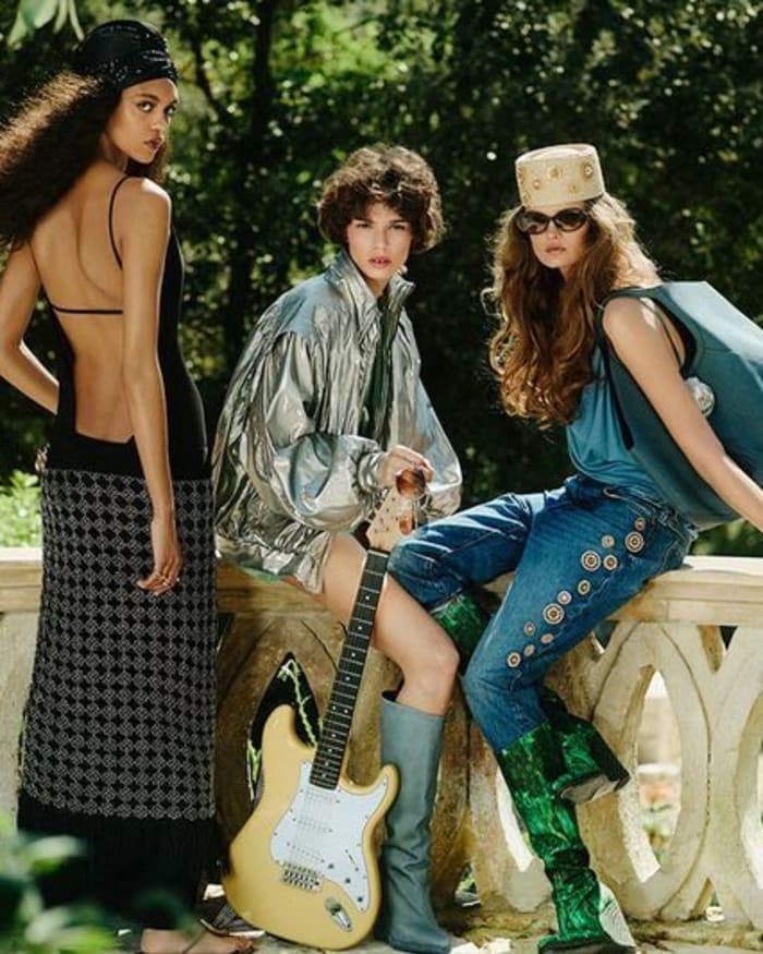 the-house-of-marisa-berenson-4.jpg