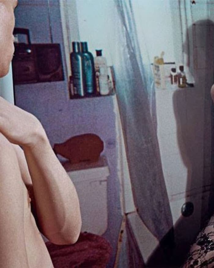 the-mirror-has-two-faces-2.jpg