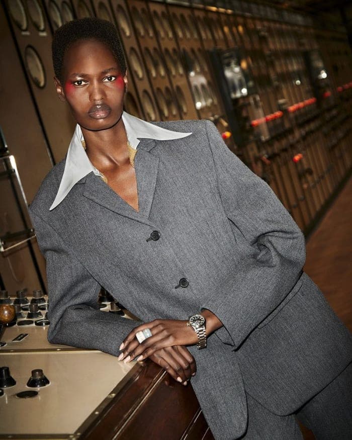 the-power-dressing-is-back-2.jpg